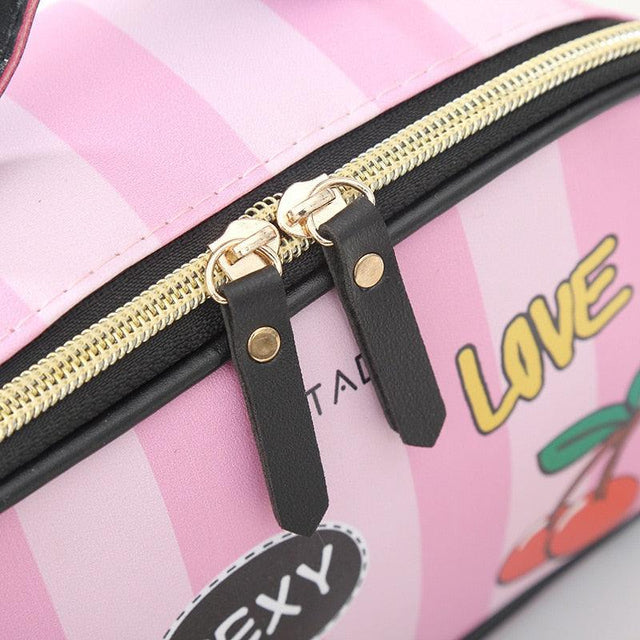 Pink Love Travel Bag for Cosmetics - Item - BAI-DAY 